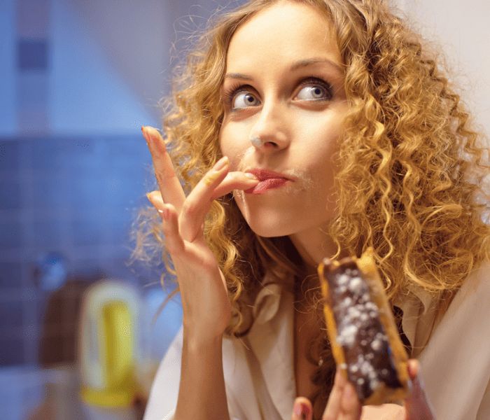 How to Stop Sugar Cravings at Night: 4 Foolproof Ways to Take Back Control!
